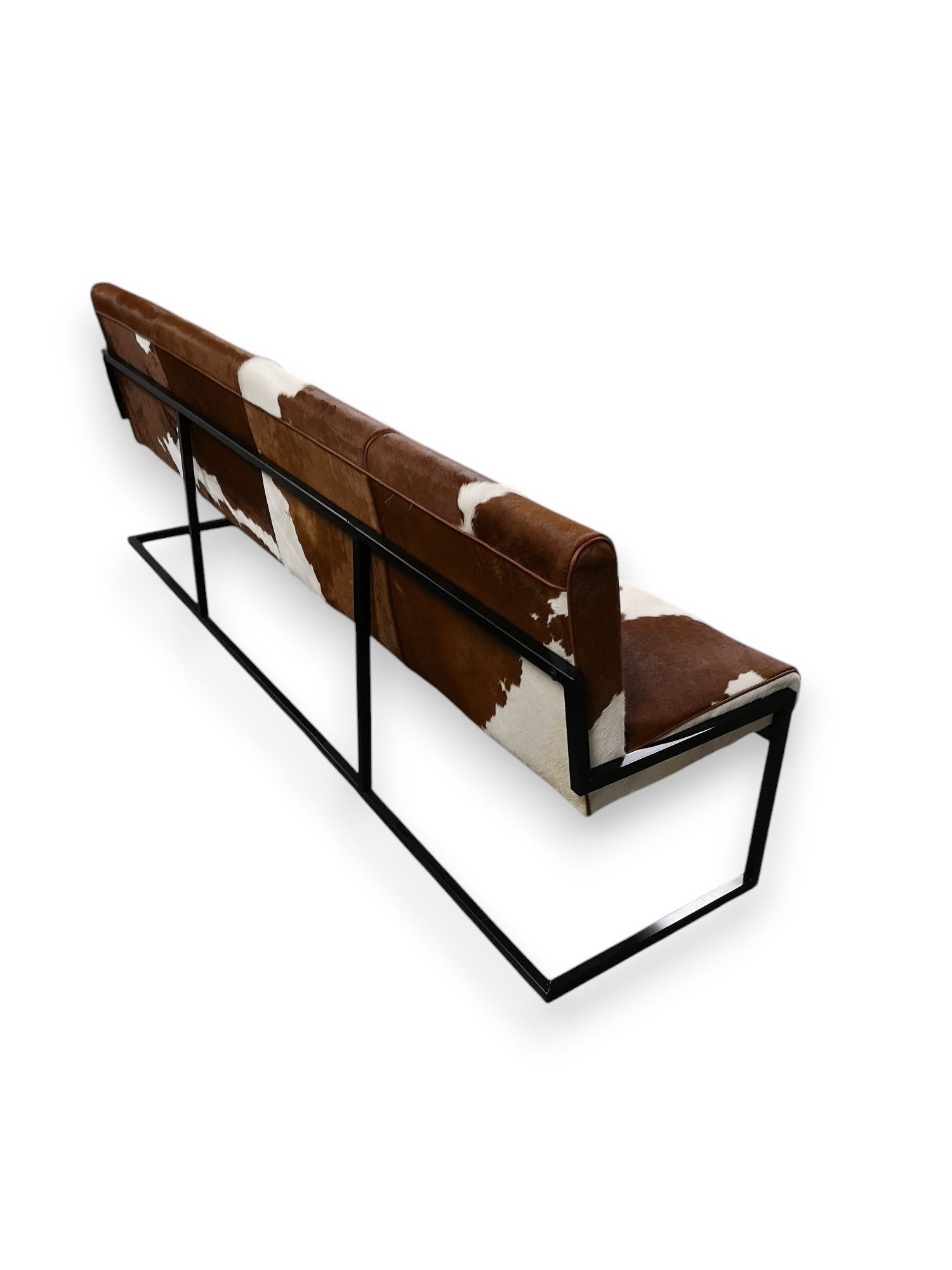 Ferro bank , in bruin met wit koeienhuid, 205x65x87cm